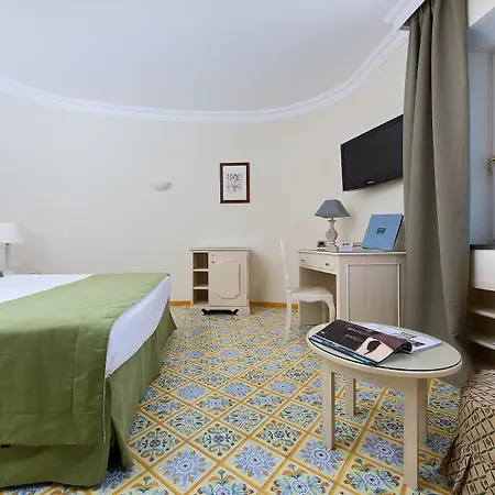 Punta Molino & Szálloda 5*