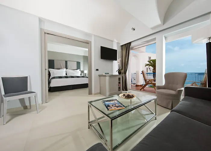 Punta Molino & Отель 5*