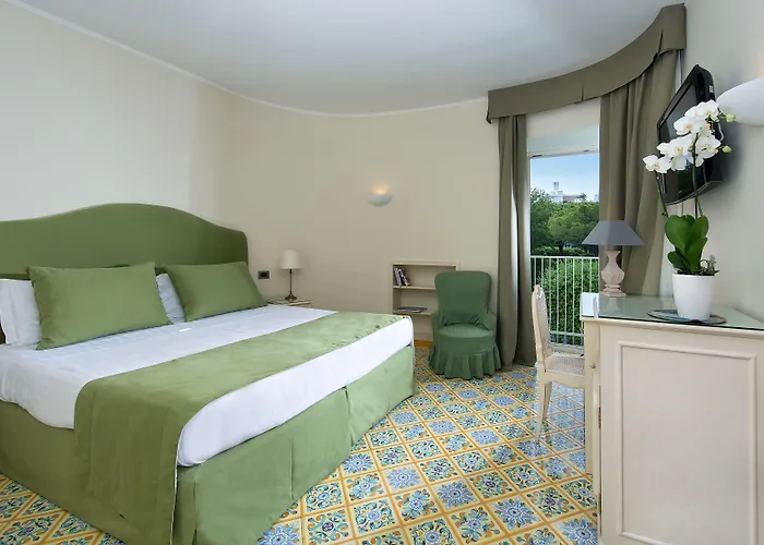 Punta Molino & Отель