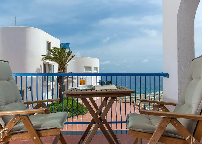 Punta Molino & Отель Искья