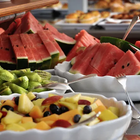 Ξενοδοχείο Punta Molino Beach Resort & Spa 5*